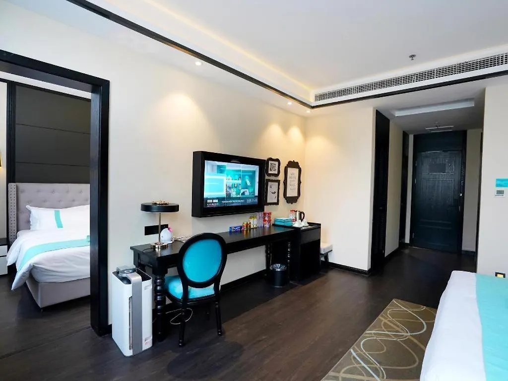Xana Hotelle Zhengzhou Only Henan Movie Town Hotel